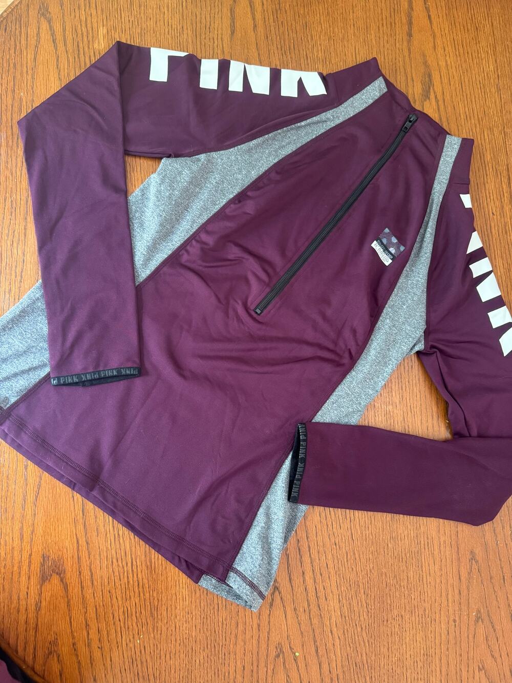 VS Pink Active 1/2 Zip NWOT Size L